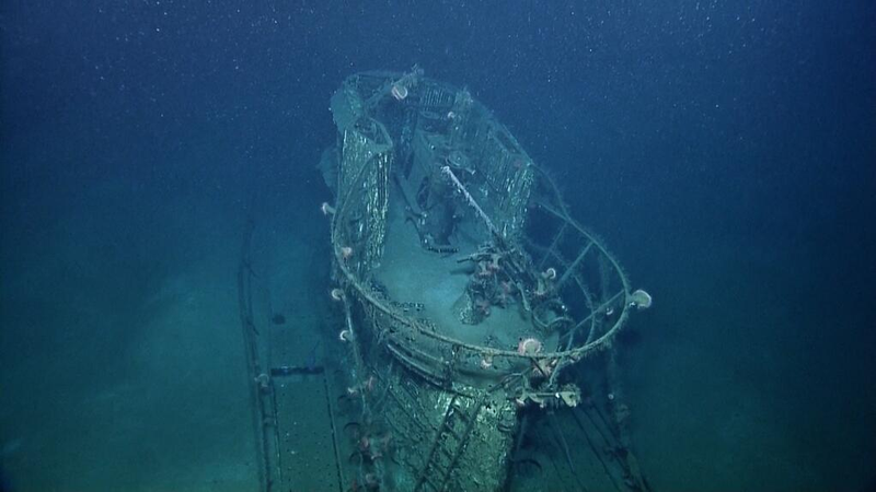 Illustration for article titled Spooky underwater photos reveal Nazi submarine off the coast of Texas